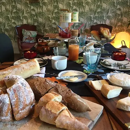 Проживание в семье Grimm *