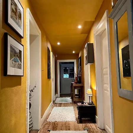 Grimm Проживание в семье *